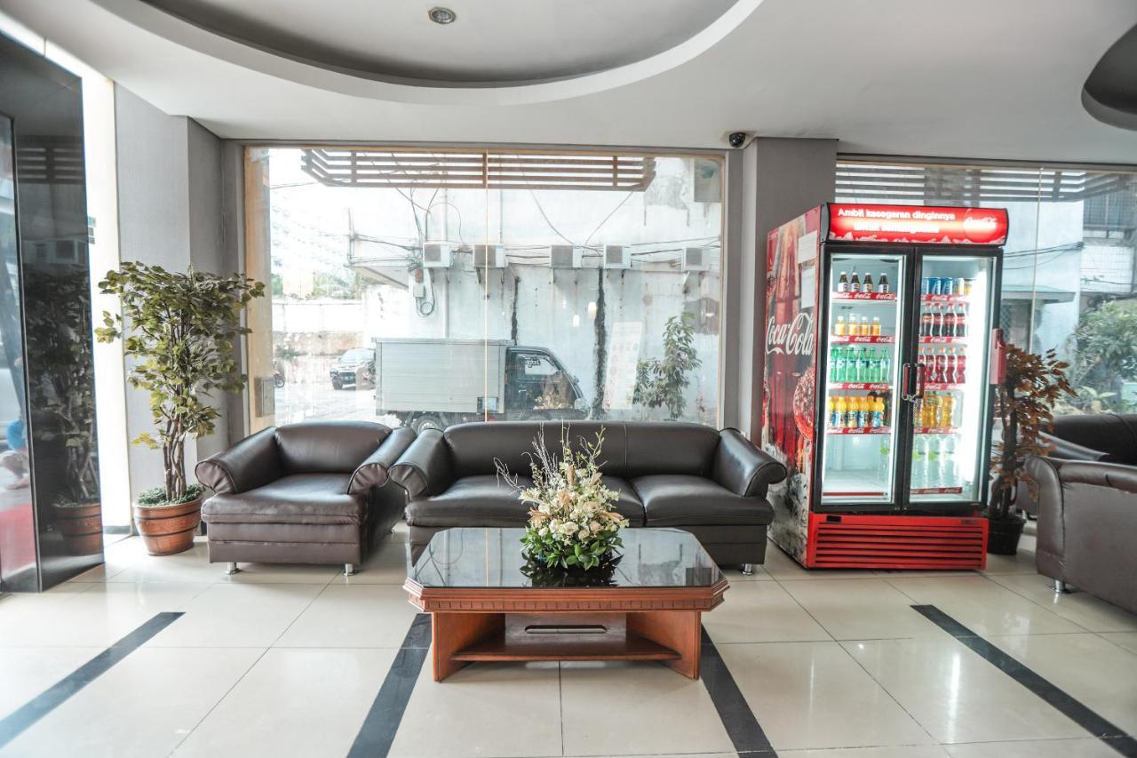 Hotel Oyo 172 Gunung Sahari 12 Jakarta